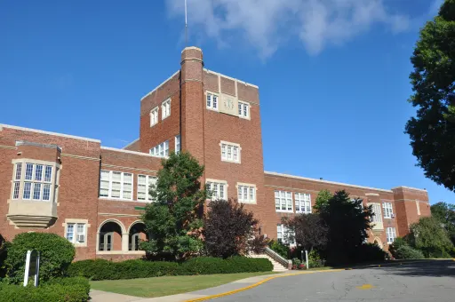 Long Island Public School District - Top Public High Schools Manhasset Secondary School
